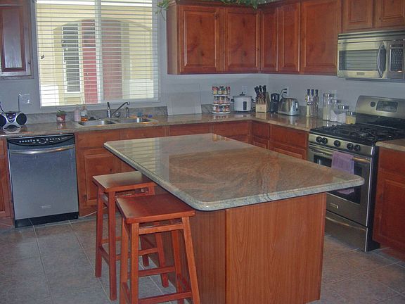 Kitchen-granite countertops, tile throughout