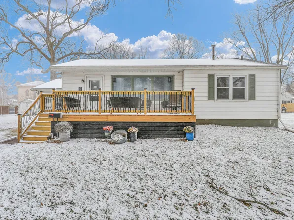 444 W Pells St, Paxton, IL 60957