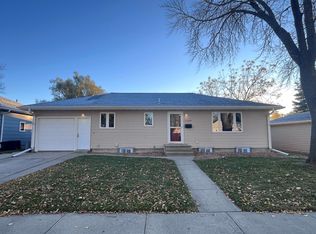 1539 Royal Rd, Aberdeen, SD 57401