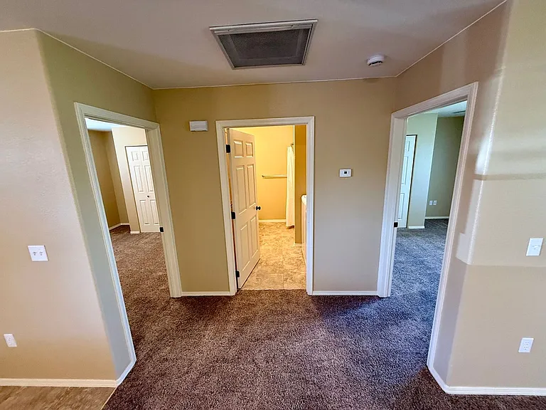 1308 Burrell Ave #1 — Photo 11