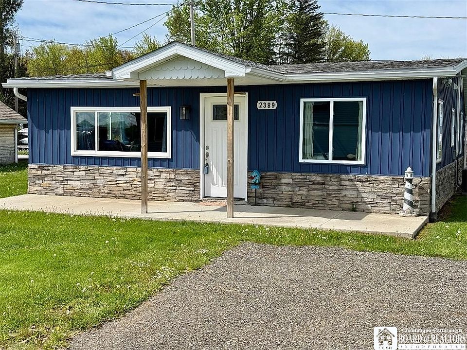 1st image of 2389 Lakeside Dr