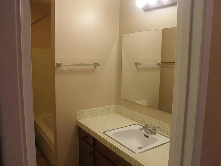 822 100th Ave NE #3 — Photo 10