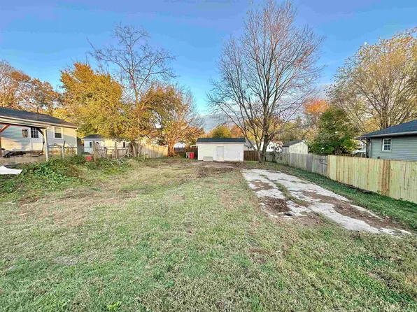 401 Middle St, Newburgh, IN 47630