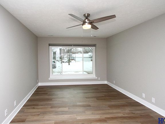 5th image of 5435 Thies Cove Dr