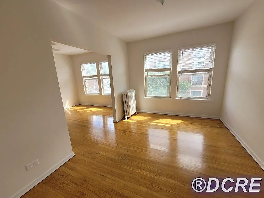 2 bed, $1,695 — Photo 2