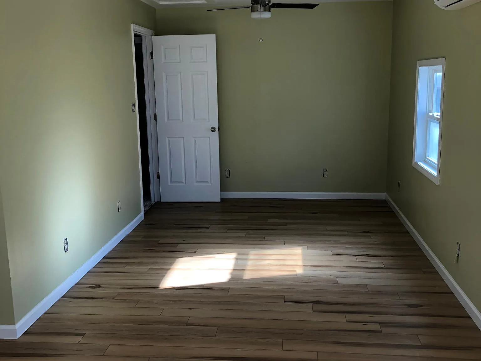 Studio, 438 sqft, $750 — Photo 2