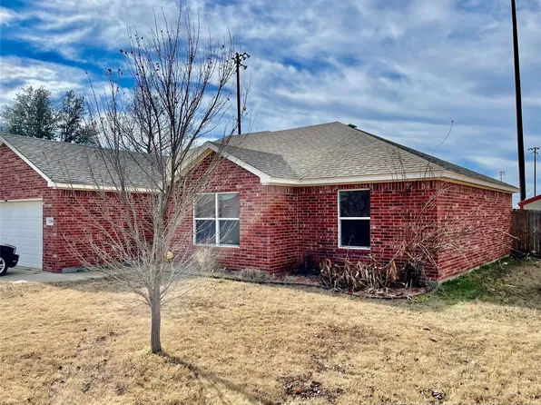 1206 Gantt Dr, Marietta, OK 73448