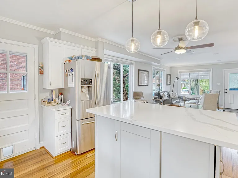113 E Taylor Run Pkwy — Photo 12