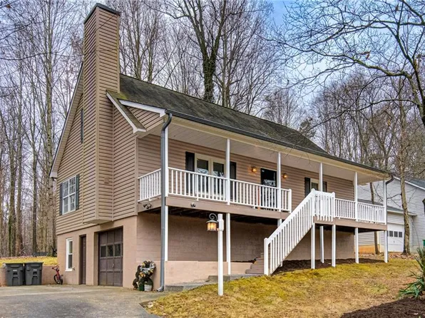 1584 Trinity Garden Cir, Clemmons, NC 27012
