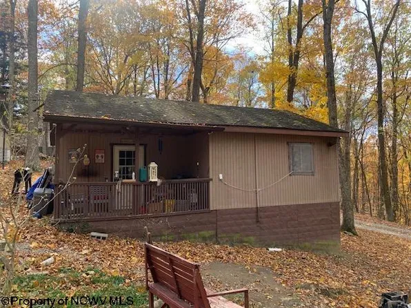 191 Beech St, Montrose, WV 26283