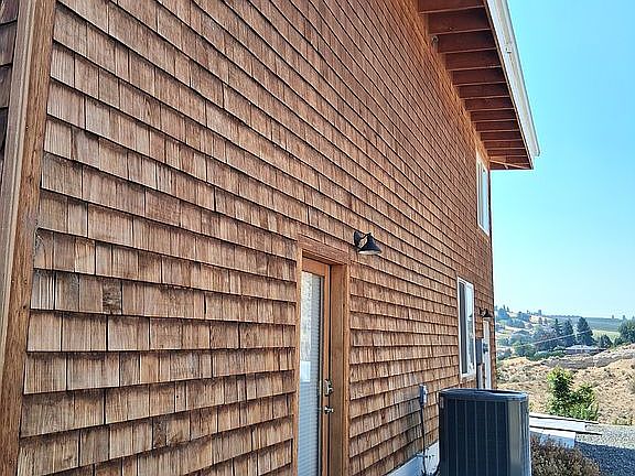 2nd image of 791 N 9th St