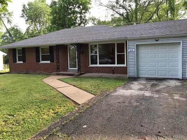 1st image of 29 Buckeye Dr