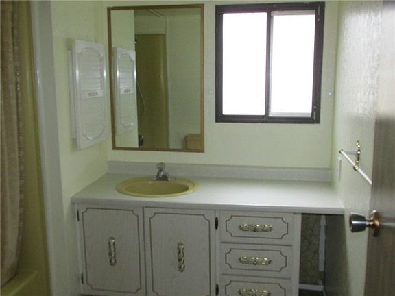 5th image of 1111 Archwood Dr SW Unit 426