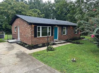 606 W Broadway St, Bardstown, KY 40004