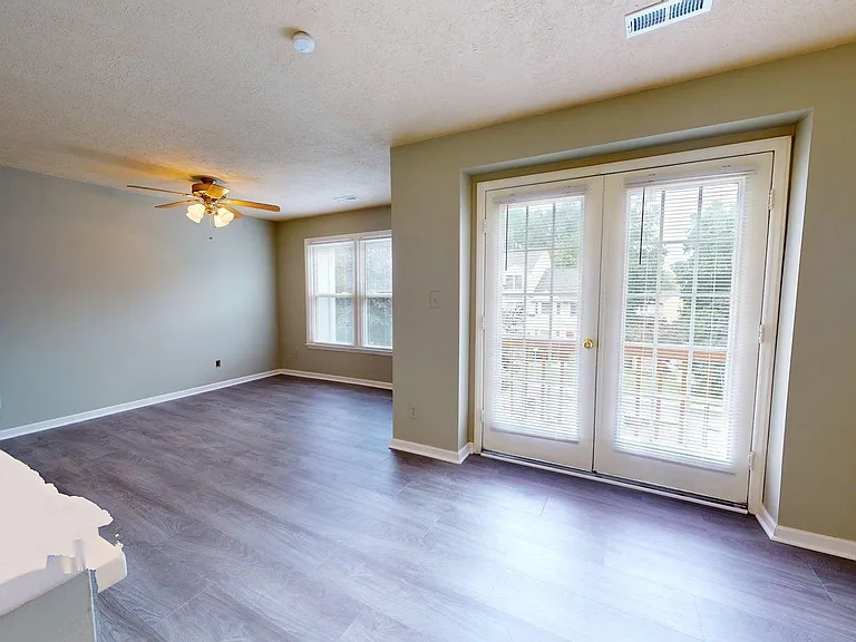 6008 Chestnut Hollow Ct — Photo 17