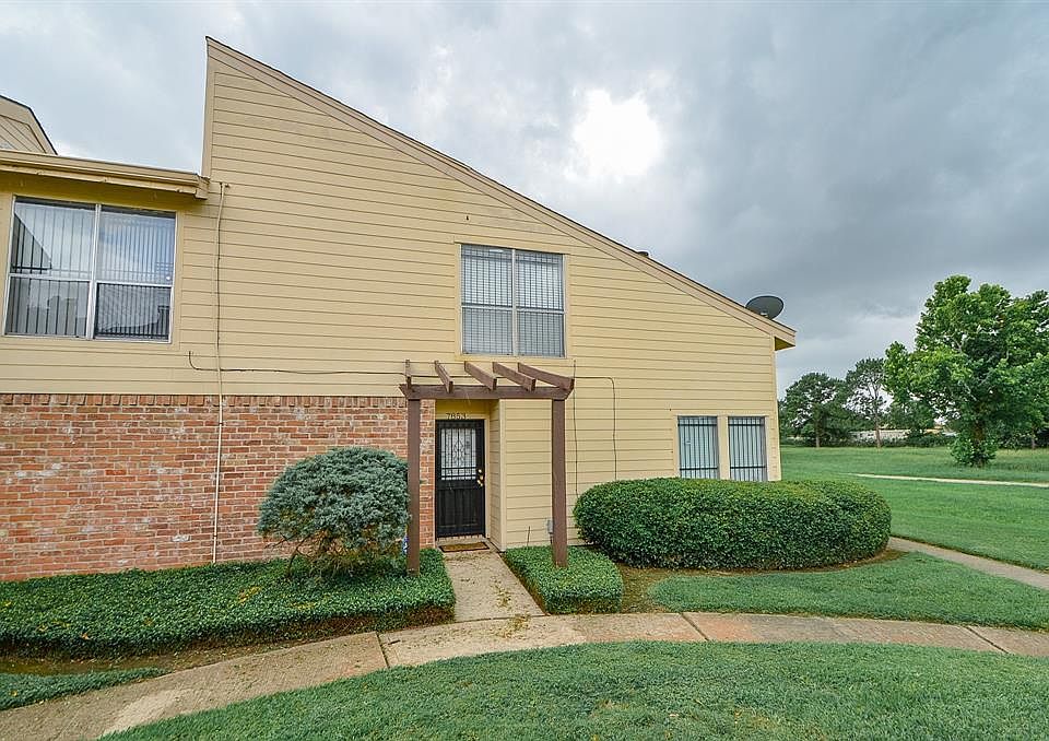 1st image of 7853 Green Lawn Dr #7853