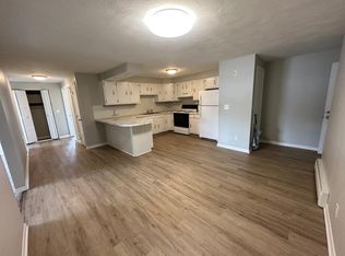 2827 Transit Rd APT 3, Elma, NY 14059