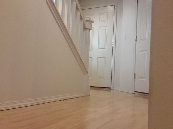 3rd image of 13917 NE 7th Ct