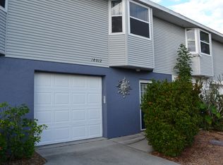 18012 3rd St E, Redington Shores, FL 33708