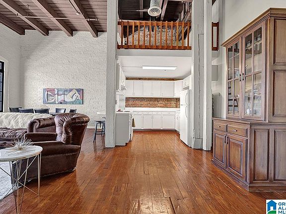 4th image of 2301 1st Ave N APT 307