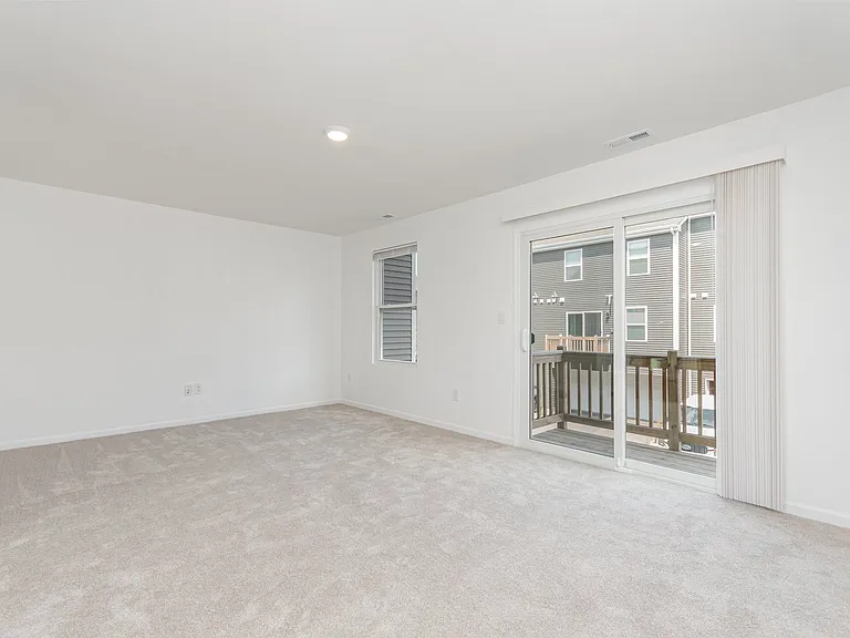 2131 Sassafras Way #C — Photo 2