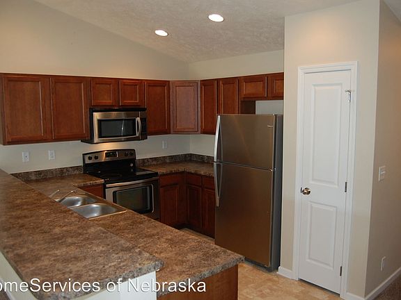 4th image of 2519 NW 52nd St Unit 2