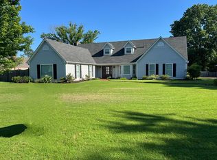 203 E Queensbury Ln, Florence, AL 35630