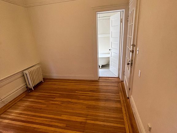 3rd image of 2000 Vallejo St APT 11