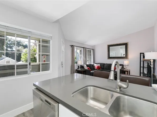 3500 S Greenville St APT B2, Santa Ana, CA 92704