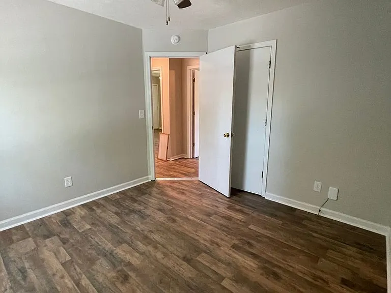 109 Oliver Street — Photo 11