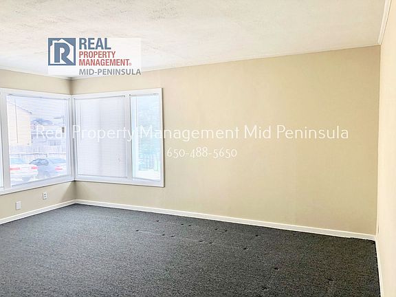 2nd image of 1055A Grand Ave