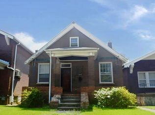 5460 Queens Ave, Saint Louis, MO 63115