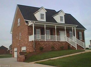 439 Scottsdale, Advance, NC 27006