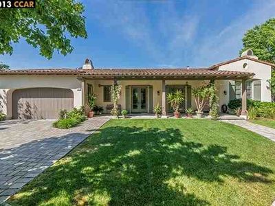 (Undisclosed Address), Moraga, CA, 94556