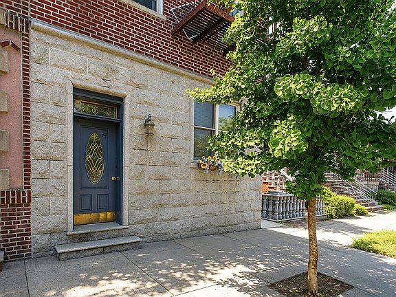 3rd image of 94 Bay Ridge Ave APT 3F