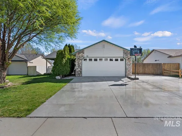 24 S Honey Dr, Nampa, ID 83687