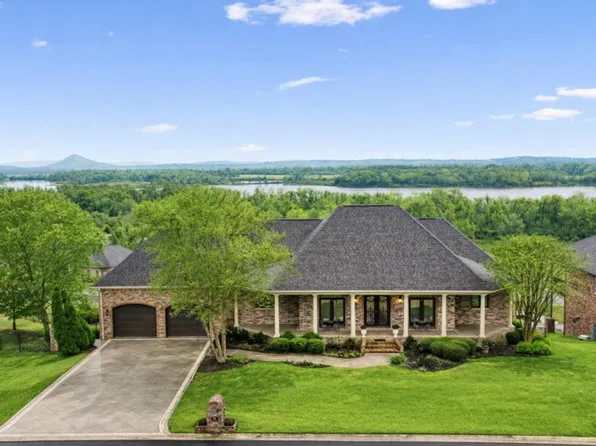 95 River Road Dr W, Mayflower, AR 72106