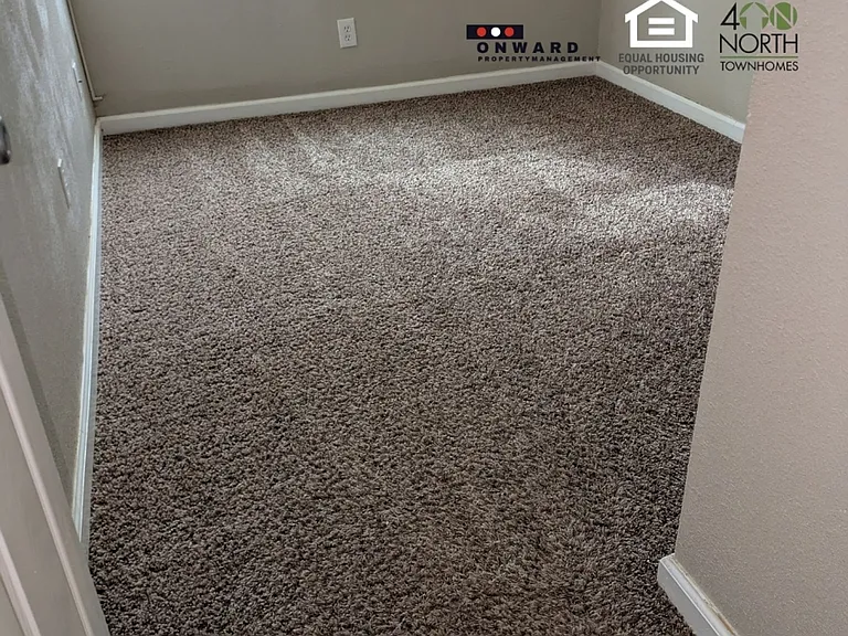 400 N Cedar Ave — Photo 11