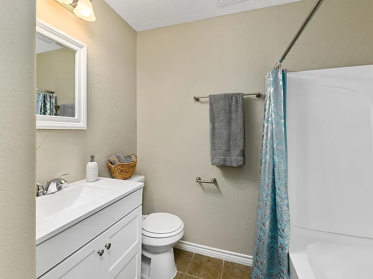 115 Arbor St — Photo 15