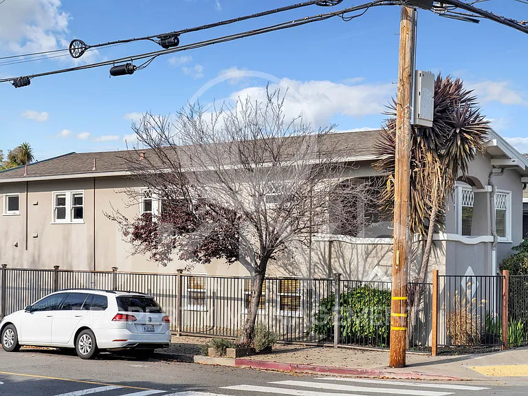 5201 Market St — Photo 11