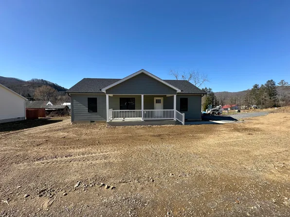 164 Lillians Way, White Sulphur Springs, WV 24986