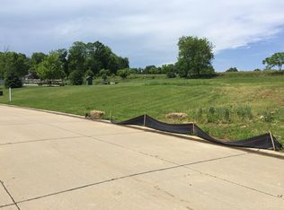 Deustch Crest Dr, Washington, MO 63090