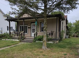 688 E 2nd St, Logan, OH 43138