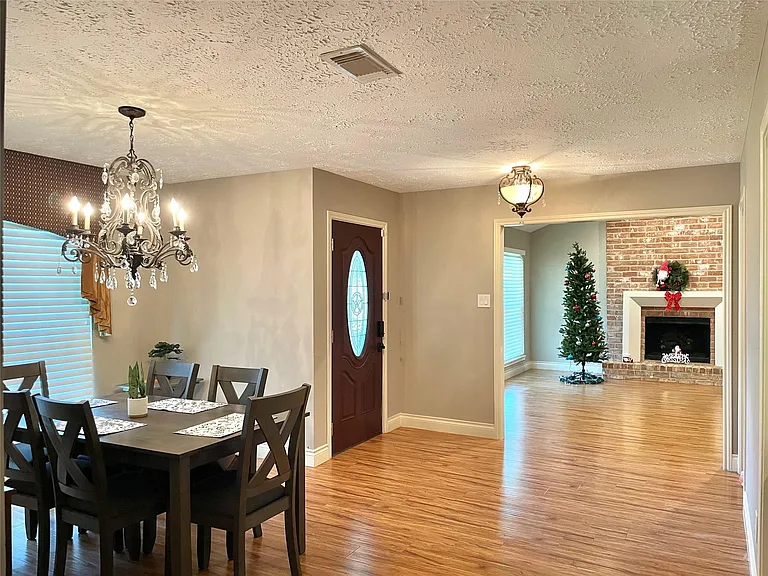 3023 Sam Houston Dr — Photo 10