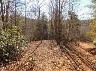 25 Hunters Vw, Galax, VA 24333