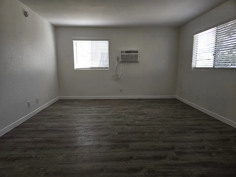 1105 Old Stage Rd #14 — Photo 4