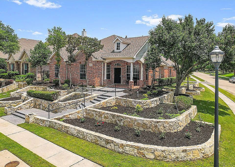 1st image of 5432 Hidden Creek Ln