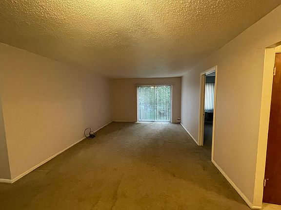 5th image of 9588 N Terrace Pl #2D