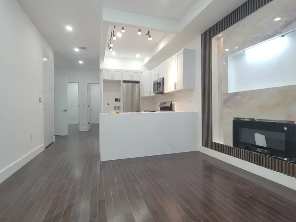 2001 Fulton Street 2A image 3 of 15