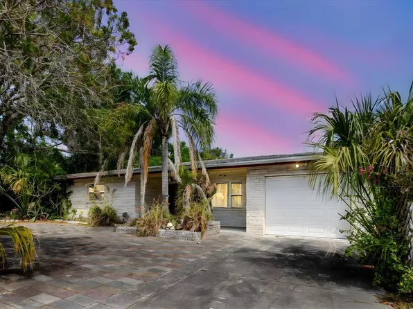 549 E Center St, Tarpon Springs, FL 34689